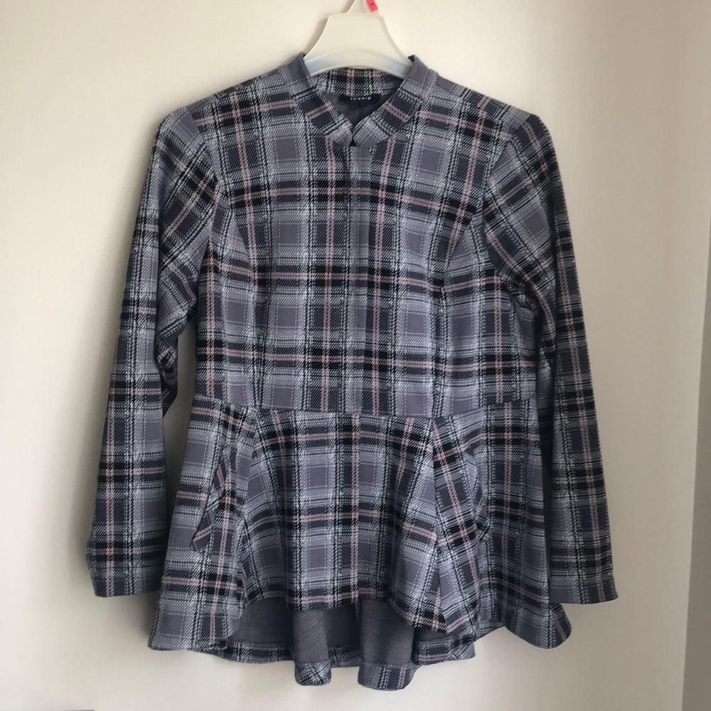 🖤💗Torrid Grey plaid peplum Hi-Lo jacket💗🖤